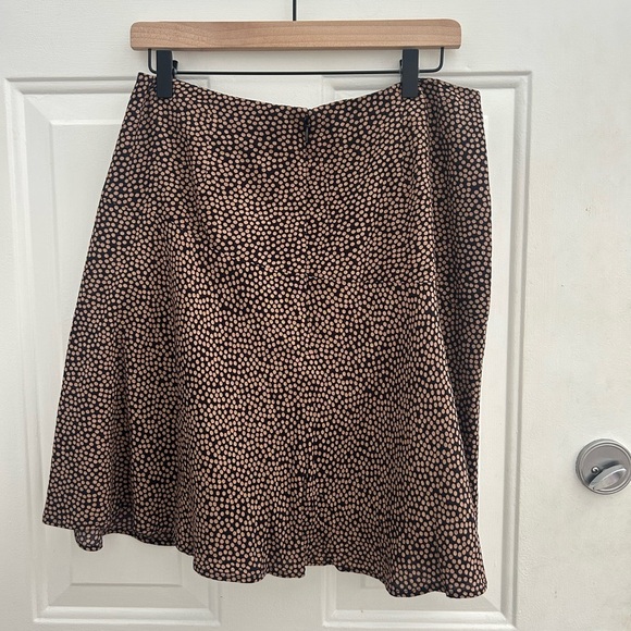 Boden • Virginia Swishy Skirt Lightweight Printed Sz 8 Fully Lined Neutral - Picture 8 of 11